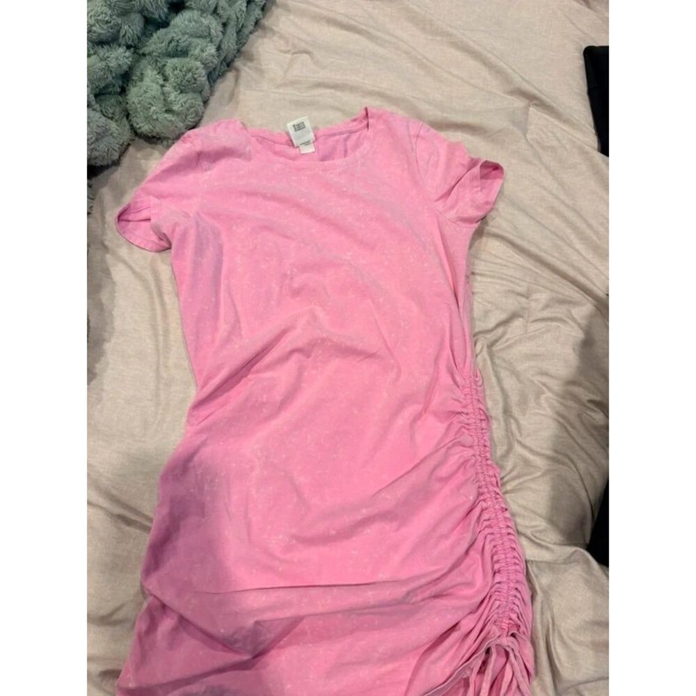 Pink dress